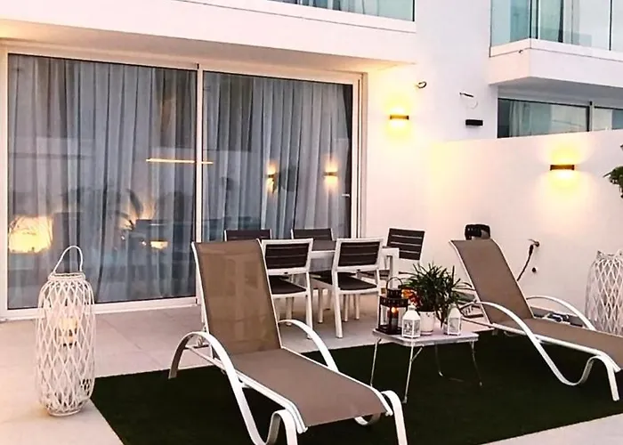 Βίλα Alma Nomada With Heated Pool & Solarium & Barbacue & Chillout Ideal For Families Κοραλέχο